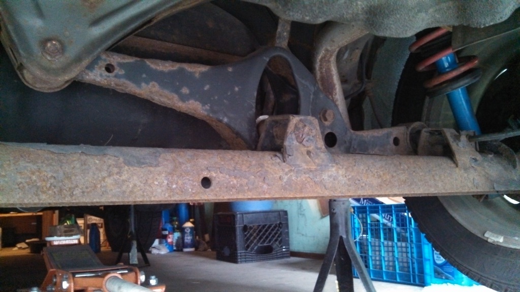 Name:  rusted%20rear%20torsion%20beam_zpsnvlgtb6r.jpg
Views: 5447
Size:  173.0 KB