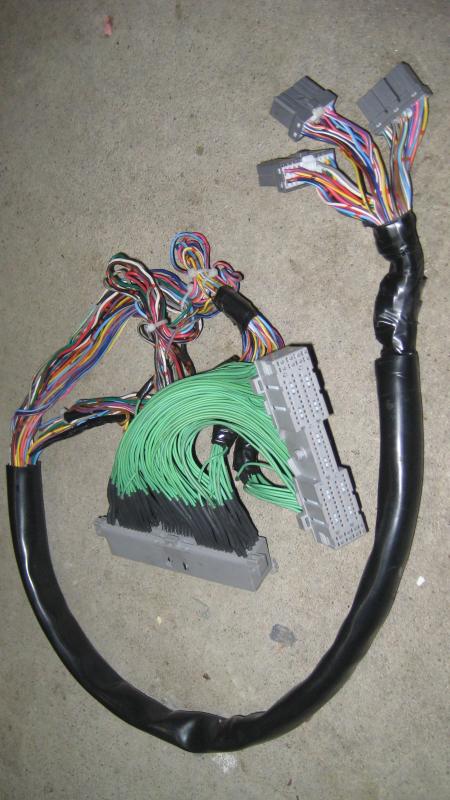 Name:  EMU20002001HARNESS001_zpsa28860d7.jpg
Views: 14
Size:  63.1 KB