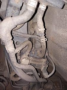 Cleaning under the car &amp; found this hose hanging what is it could it be Dangerous-32375915_10211827983880388_2884805725995925504_n.jpg
