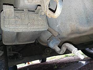 Cleaning under the car &amp; found this hose hanging what is it could it be Dangerous-32621017_10211827981680333_7629375283782483968_n-1-.jpg