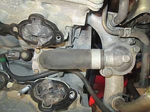 2001 Maxima thermostat-img_7148.jpg