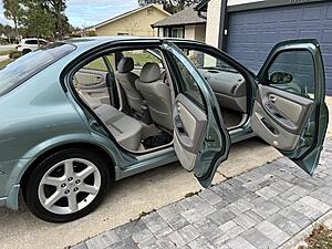 For Sale: 2002 Nissan Maxima SE 6MT-img_0700.jpg