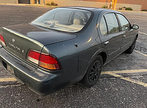 WTS: 1997 Maxima GLE, Auto, 161k, Chicago/NWI-img_4693.jpg