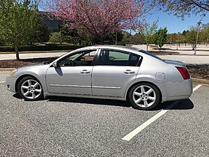 2006 Maxima SE 6-Speed for sale-1-driver-side.jpg