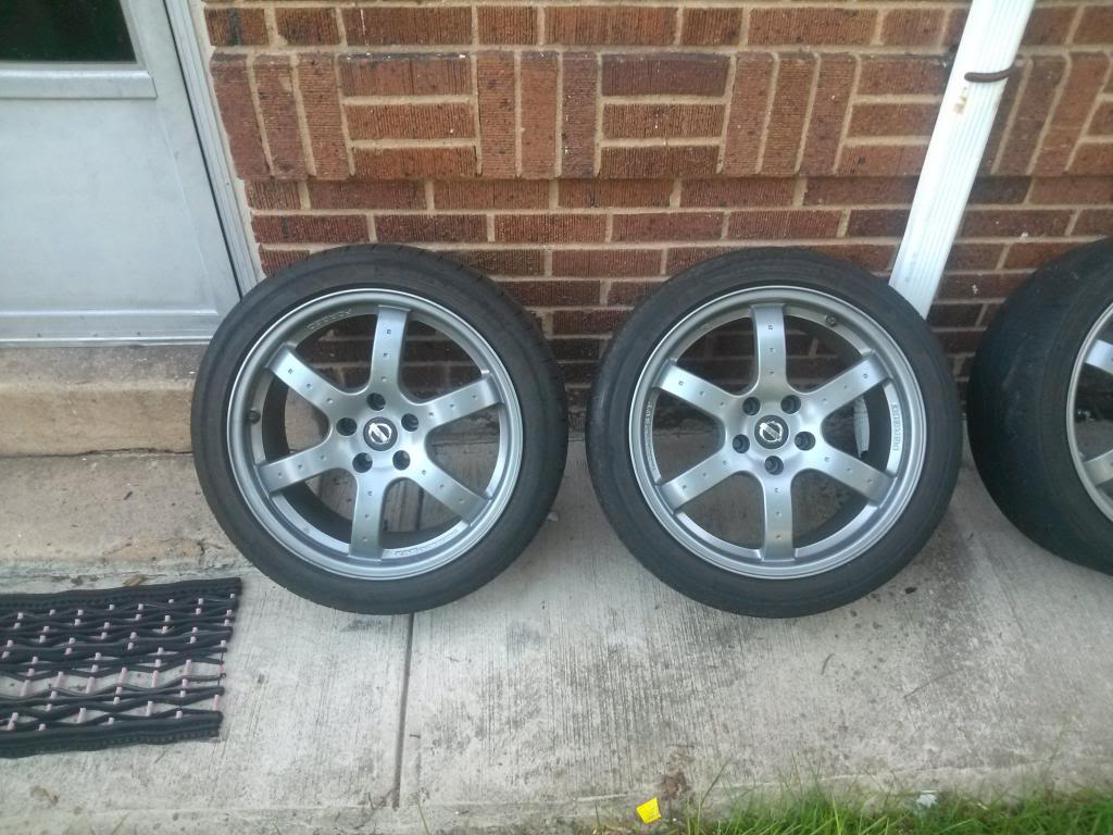Name:  rayswheelsrearpair_zps744cc8fc.jpg
Views: 76
Size:  116.8 KB
