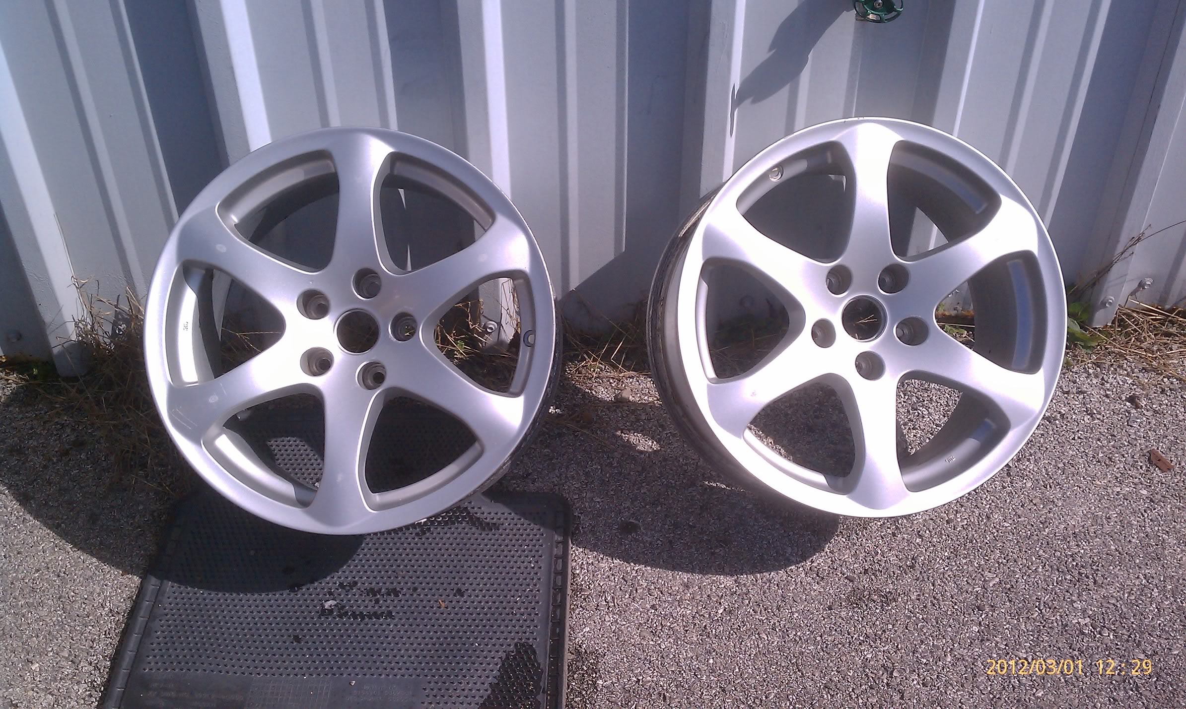 Name:  G35WHEELS001.jpg
Views: 117
Size:  686.3 KB